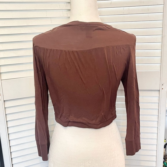 H&M’s Bolero Sweater - Picture 8 of 9